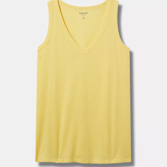 Torrid Tank Top 3X Yellow V-neck Girlfriend Fit Layering T-Shirt Plus Size Tee - Picture 3 of 3
